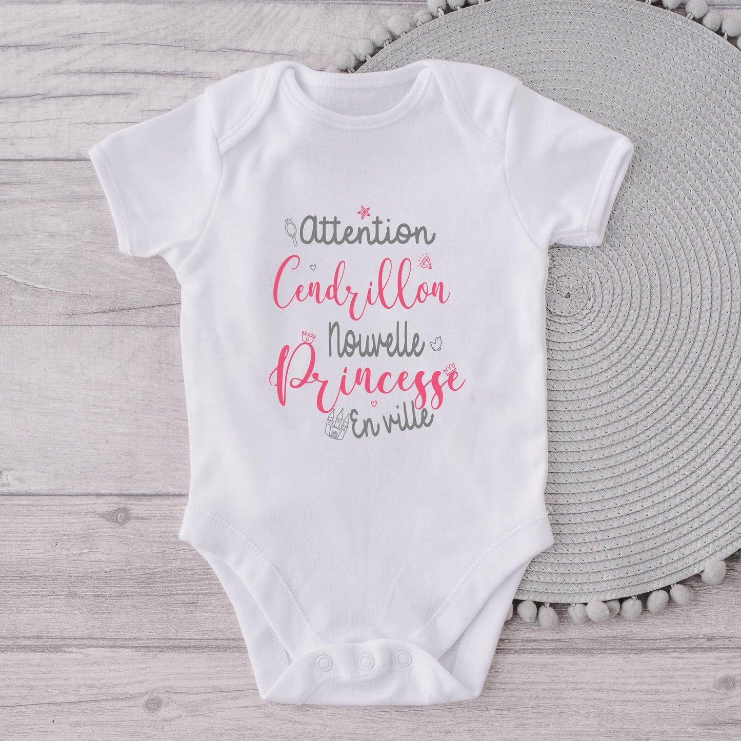 Body bébé personnalisé princesse en ville