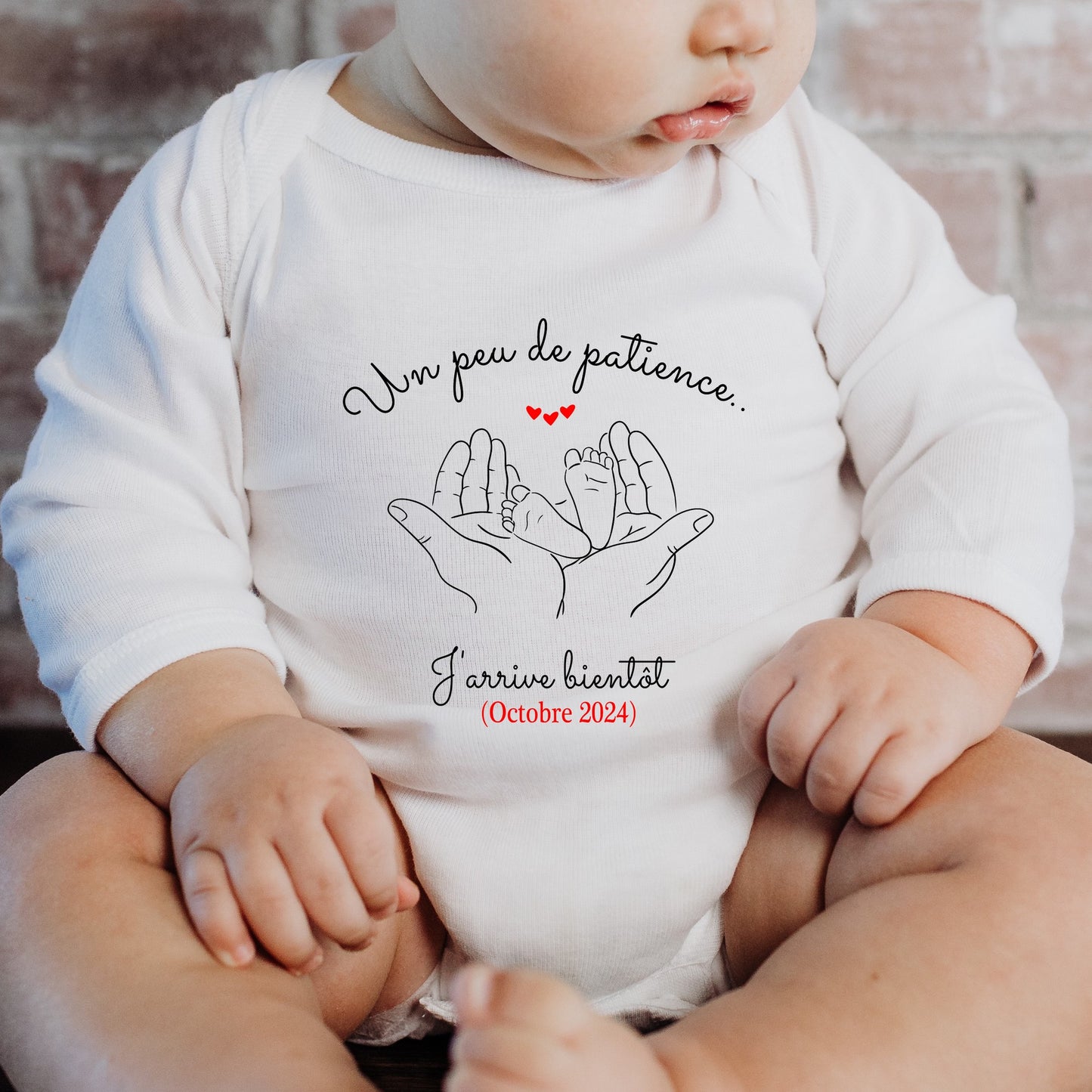 Body annonce grossesse personnalisé (mains)