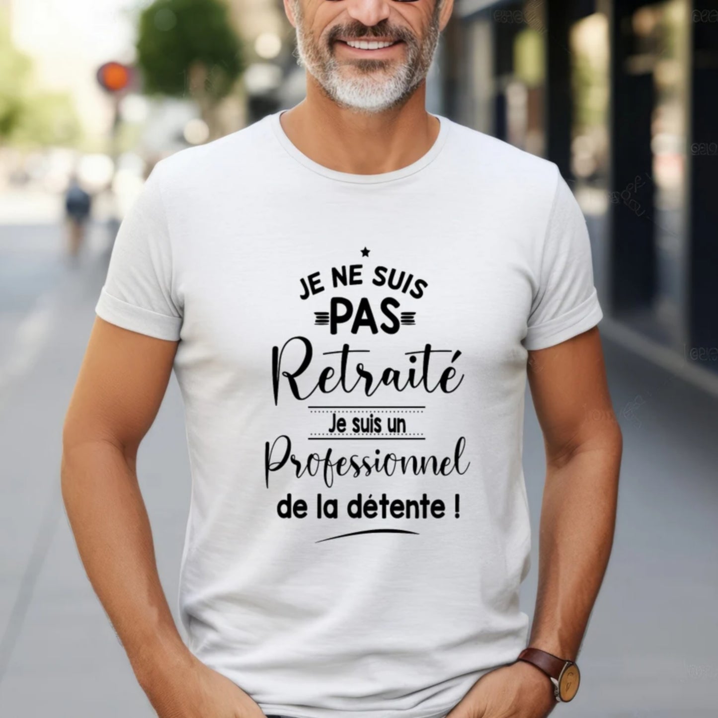 Tshirt homme retraite " Je suis un professionnel de la détente"