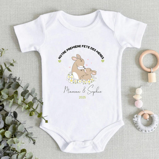 Body bébé personnalisé, "Notre première fête des mères"