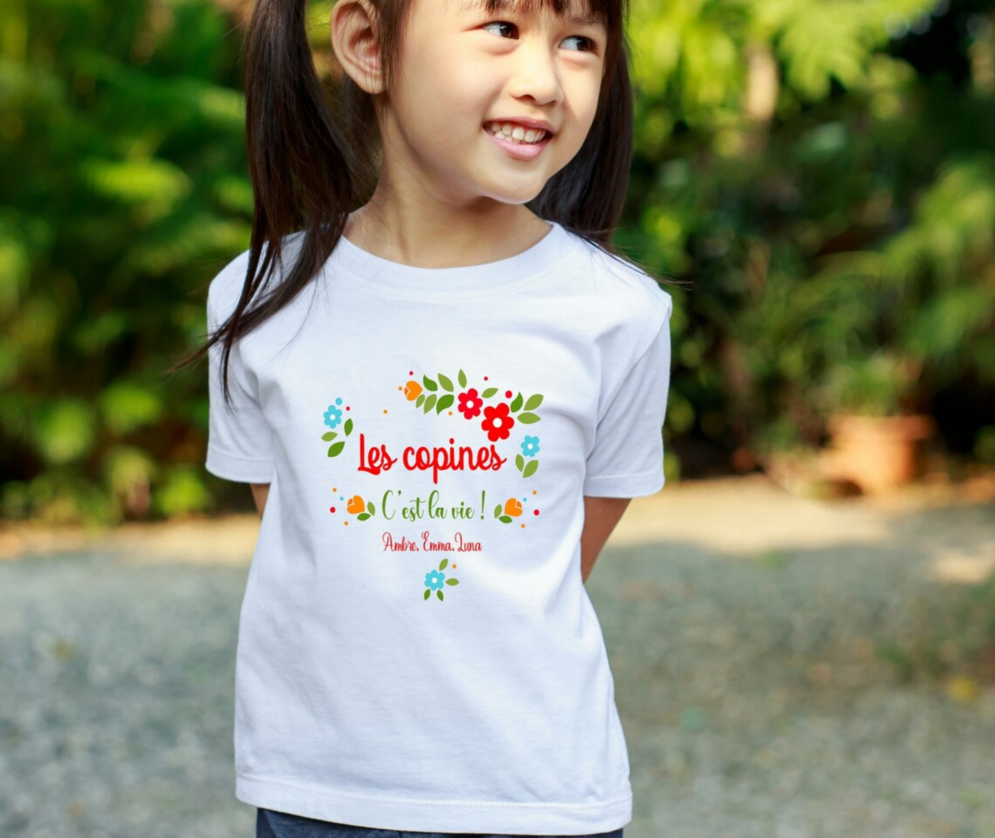 Tshirt enfant personnalisé, "les copines c'est la vie ", tshirt avec prénoms